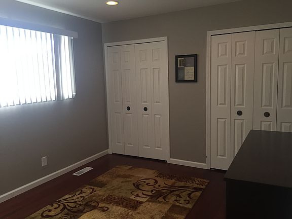 4th image of 31542 Beechwood Dr