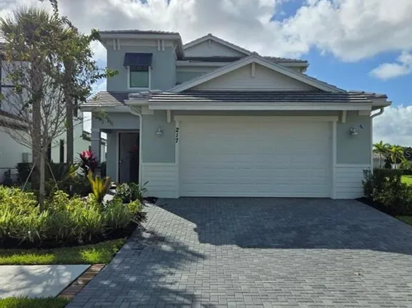 217 SE Fascino Cir, Port Saint Lucie, FL 34984