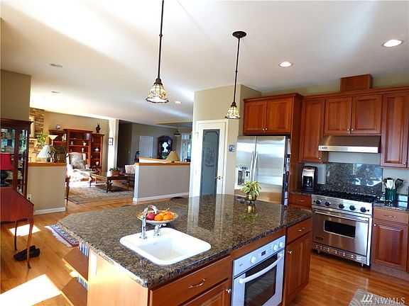 5th image of 449 Brentwood Dr
