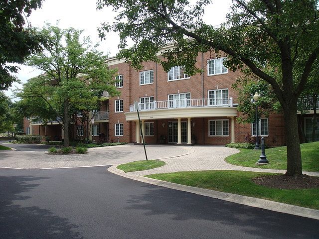 1st image of 126 Day St APT 205