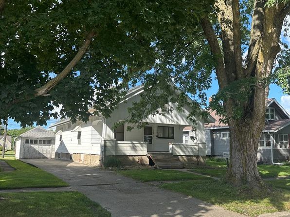 122 E Pleasant St