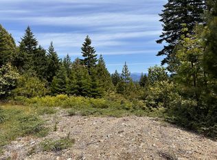 165 Three Creeks Rd, Blue Lake, CA 95525