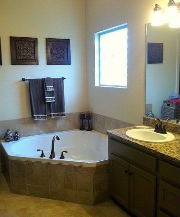 3rd image of 122 Big Sky Dr