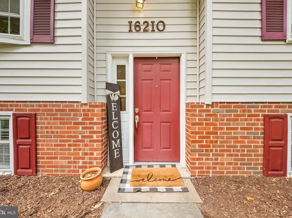16210 Sheffield Dr, Dumfries, VA 22025