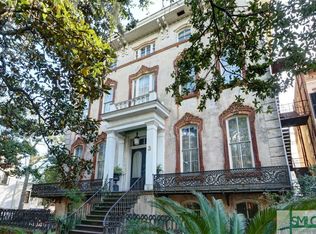 3 W Gordon St, Savannah, GA 31401