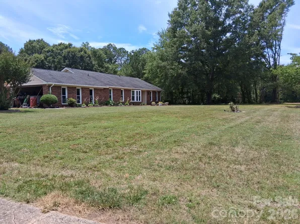 1415 Old Us Highway 221a, Mooresboro, NC 28114