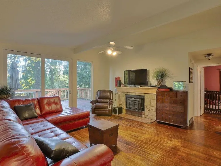 14026 SE 37th St — Photo 4