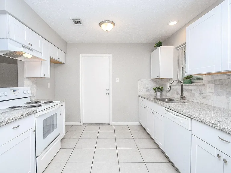 11839 Blair Meadow Dr — Photo 13
