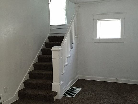3rd image of 3528 College Ave