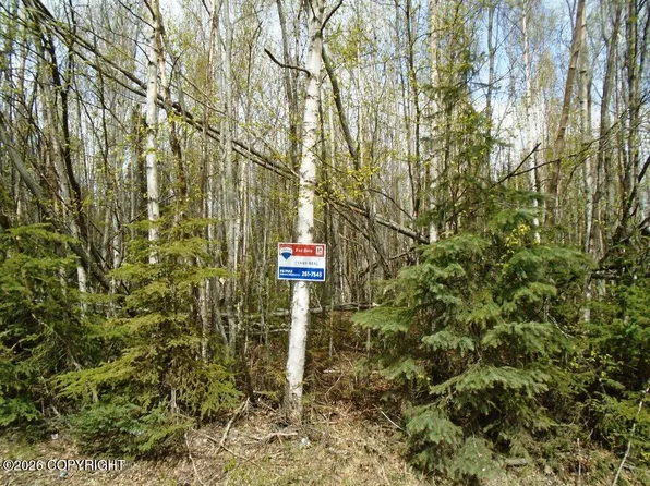 6661 S Lark Cir, Wasilla, AK 99623