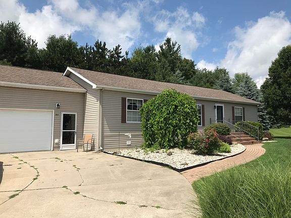 2nd image of 1411 Westwind Ln