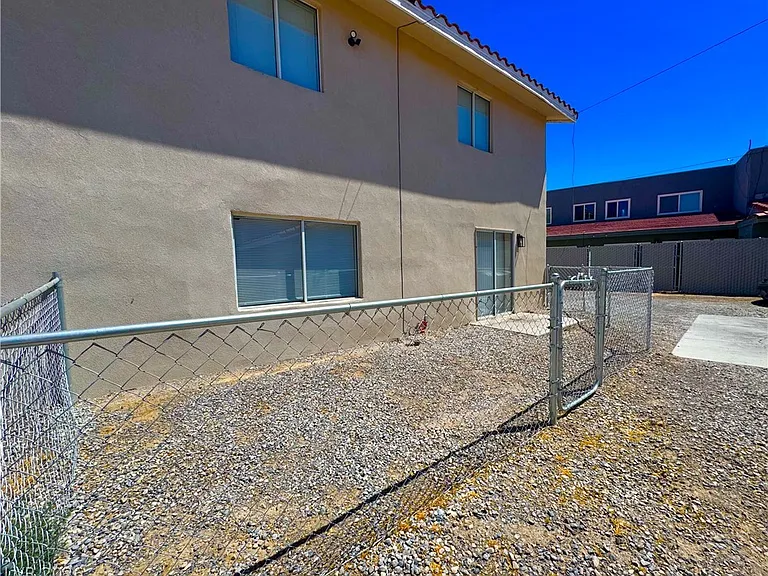 640 San Lorenzo St #A — Photo 17