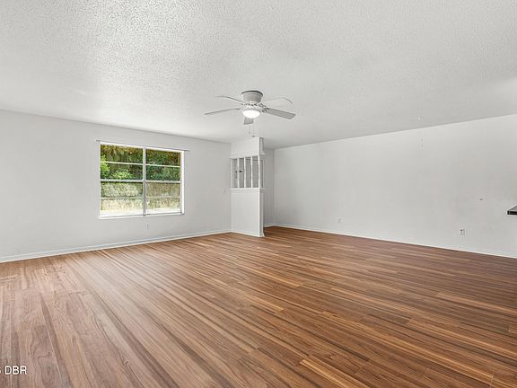 5th image of 2304 India Palm Dr