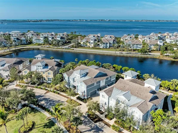 266 Sapphire Lake Dr Unit 202, Bradenton, FL 34209