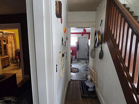 4th image of 1131 W 11th St