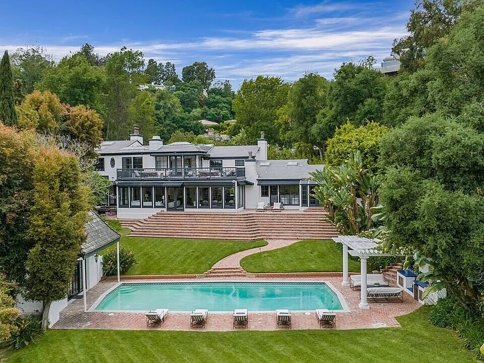 1st image of 10981 Bellagio Rd