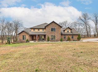 425 Duke Hill Rd, Bentonville, AR 72713