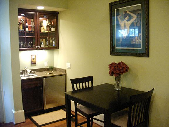 MBR Lounge