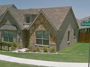 5800 Burgundy Rose Dr, Fort Worth, TX 76123