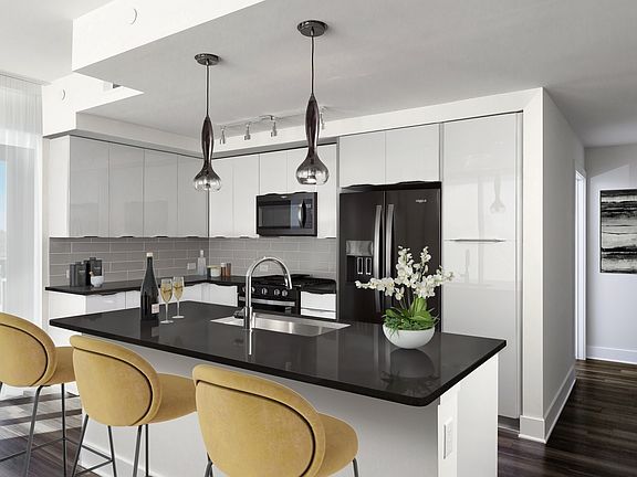 4th image of 1400 W Peachtree St #1915