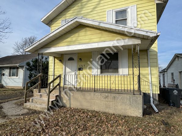 3217 Raymond St