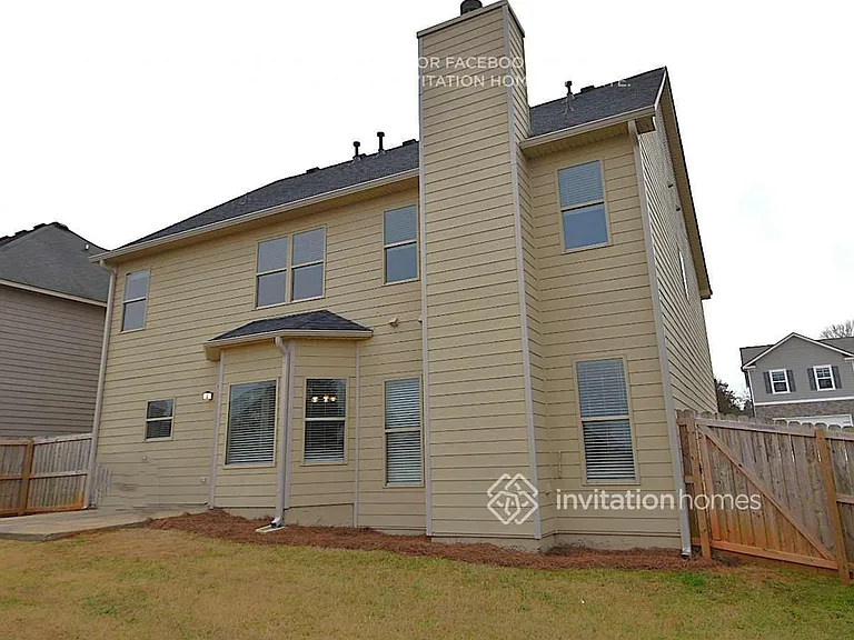 100 Hamilton Pointe Dr — Photo 19