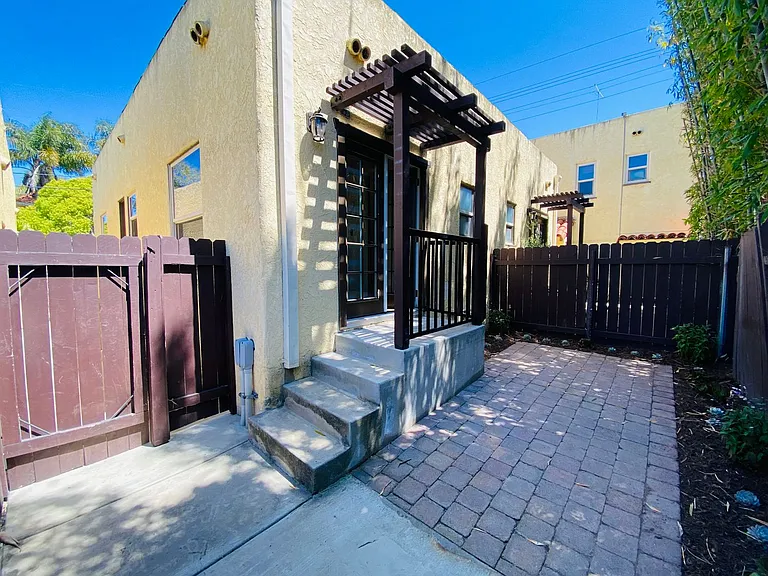 2315 Lincoln Ave — Photo 19