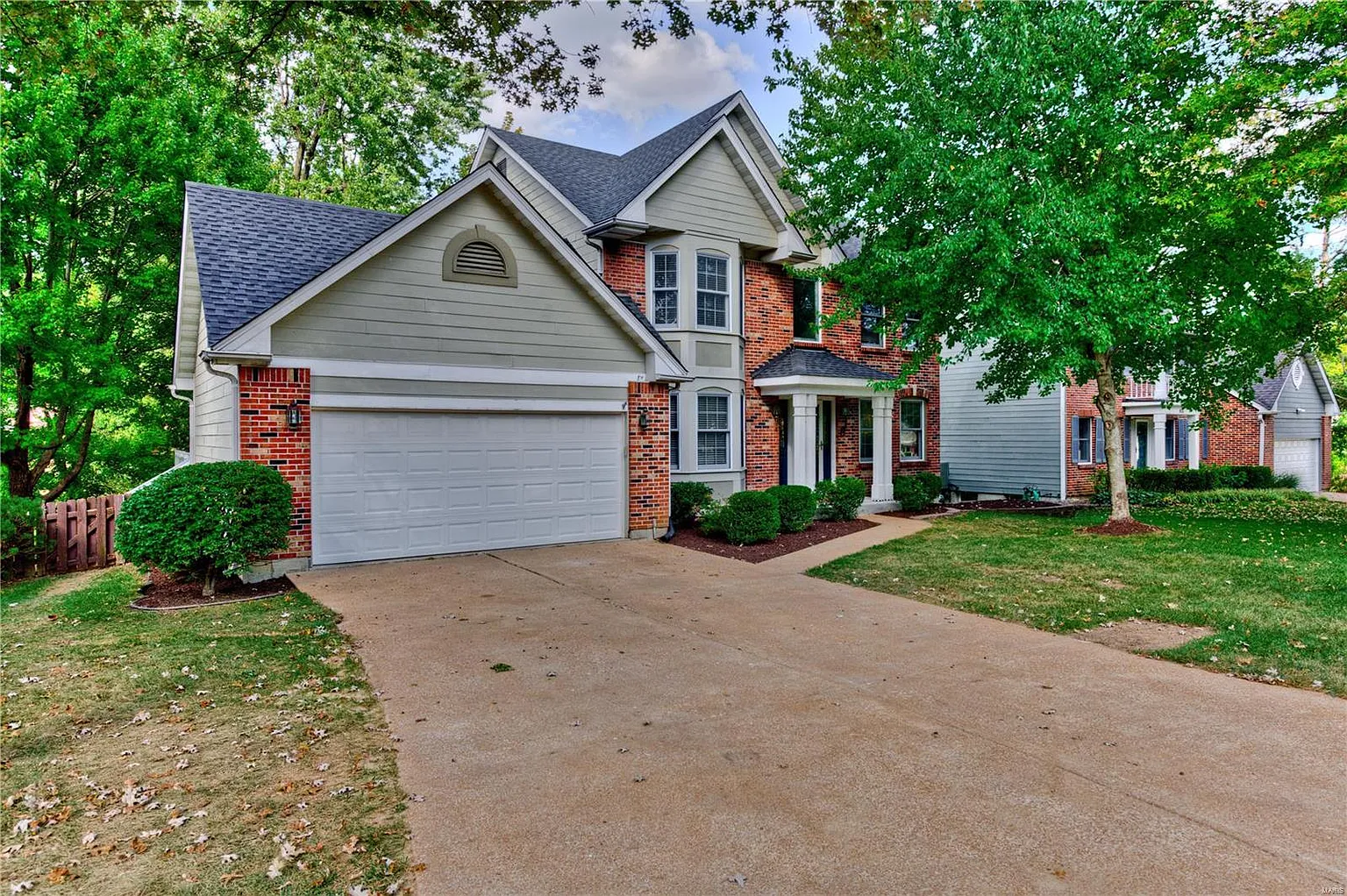 431 Woodview Manor Ln photo 1