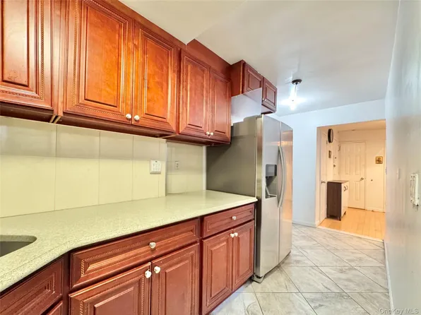 85-14 Broadway #1K, Elmhurst, NY 11373