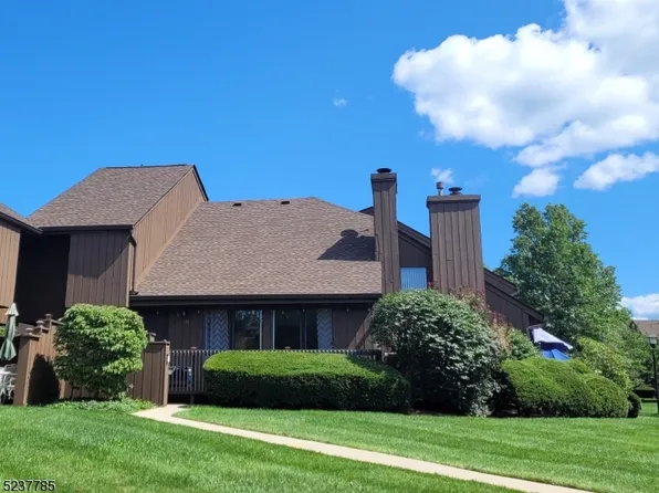 133 Kingsberry Dr, Franklin Twp., NJ 08873