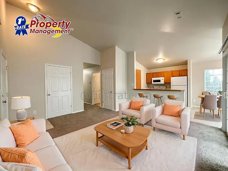7552 W Tottenham Ln #101 — Photo 4
