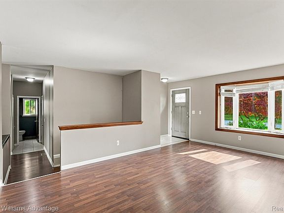 2nd image of 46647 Apple Ln