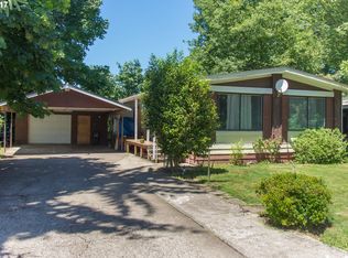 1576 Harbor Dr, Springfield, OR 97477