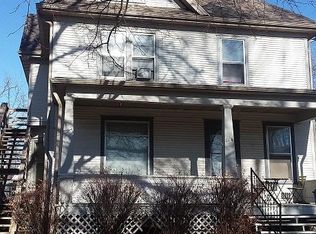 814 E Market St, Iowa City, IA 52245