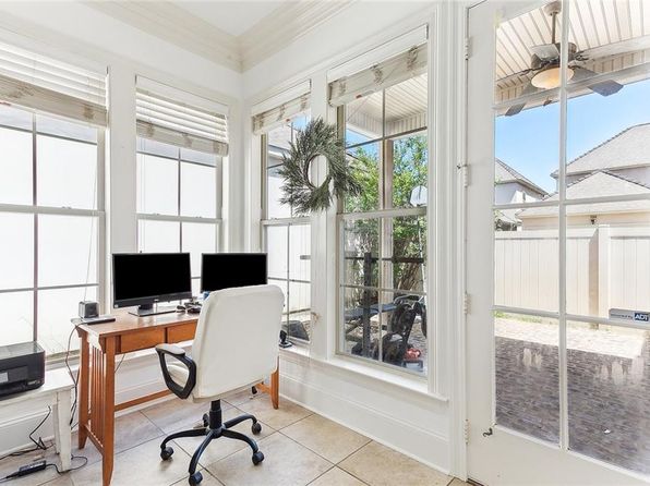 1210 Magnolia Aly, Mandeville, LA 70471