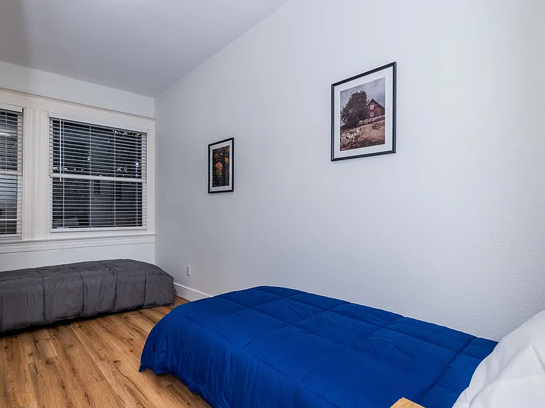 2382 Derby St #1-6 — Photo 19