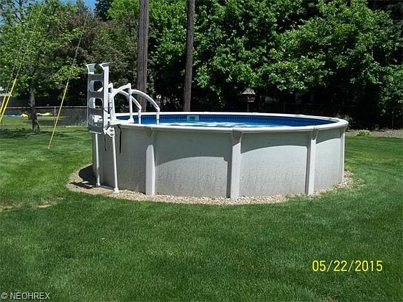 4th image of 664 Guilford Blvd