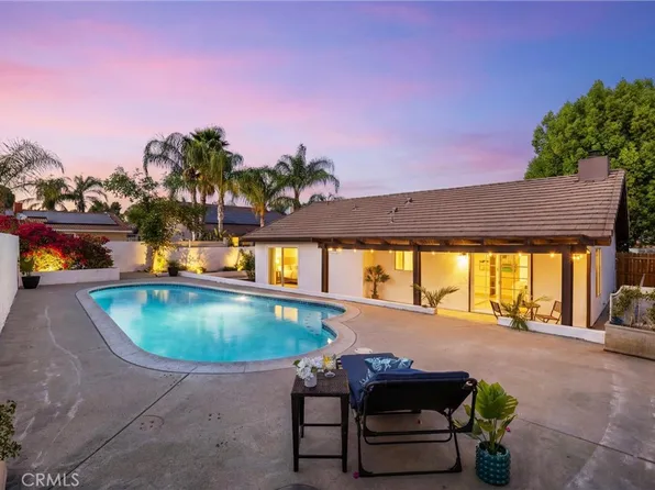23633 Fair Weather Dr, Canyon Lake, CA 92587