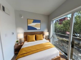 3417 Harbor Ave SW #215M, Seattle, WA 98126