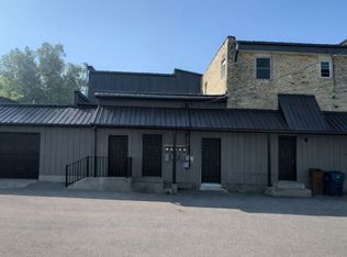7 E Muskegon St APT A, Kent City, MI 49330