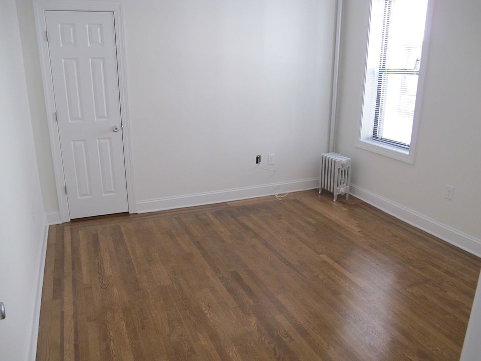 2nd image of 4534 42nd St APT 1B