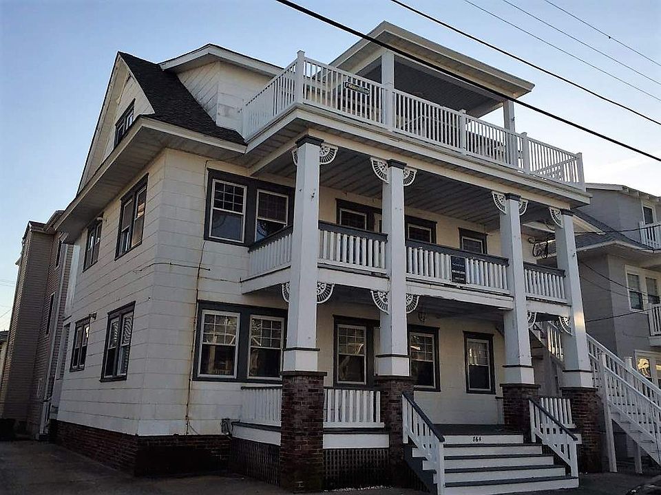 1st image of 864 Delancey Pl #2