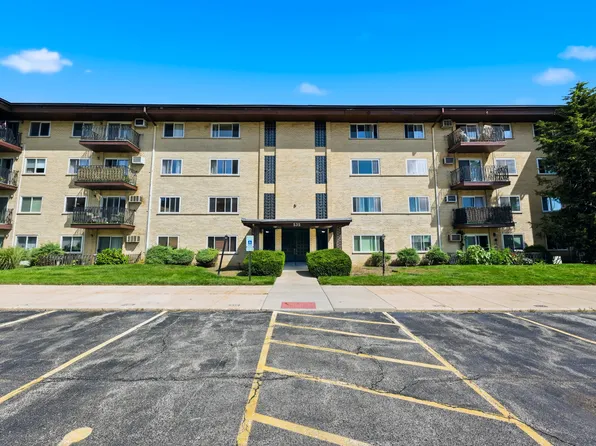 535 S Cleveland Ave APT 106, Arlington Heights, IL 60005