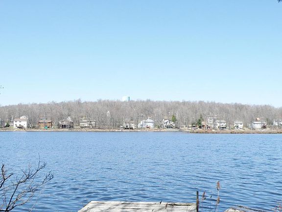 3rd image of 1439 Waterfront Dr