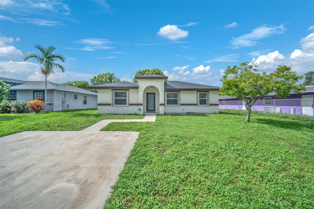 370 NW 14th St, photo 8