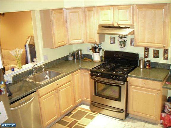 4th image of 9123 Ayrdalecrescent St Unit 35A