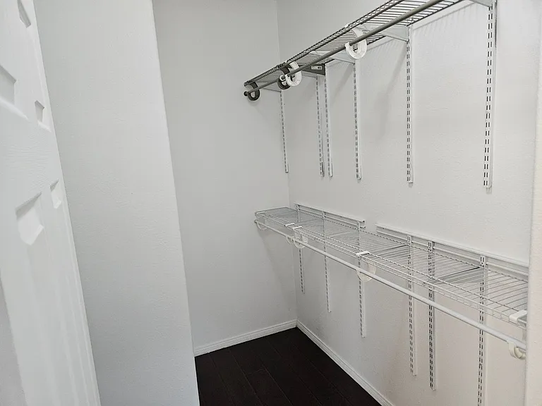 7349 Trailside Park Ct — Photo 32