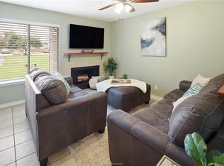 1900 Dartmouth St APT E3, College Station, TX 77840