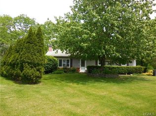 7 Dutchess Ct, Newburgh, NY 12550