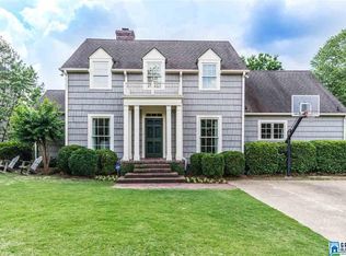 26 Honeysuckle Ln, Birmingham, AL 35213